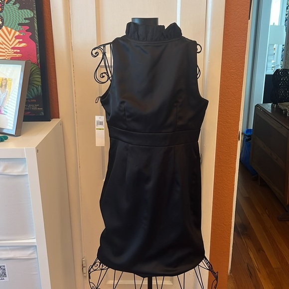 NWT London Times Ruffle Neck Sleeveless Dress-Size 14 - Picture 6 of 6